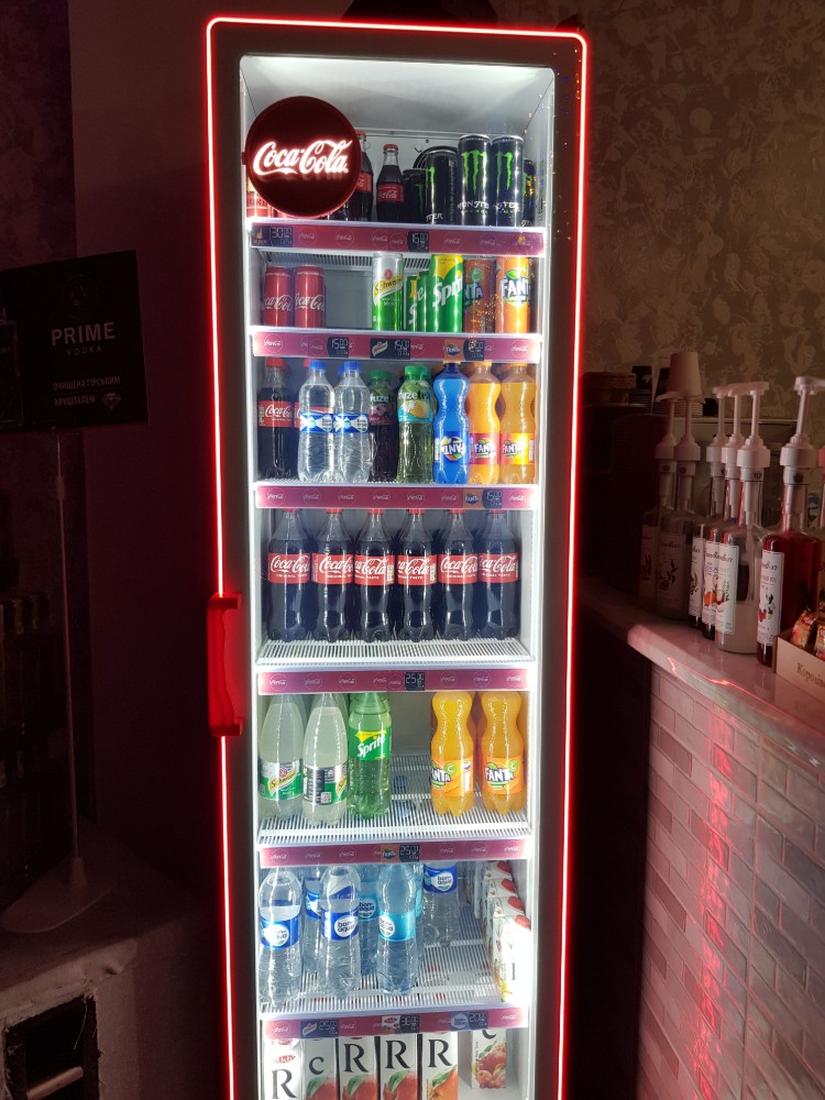 Напої від Coca Cola