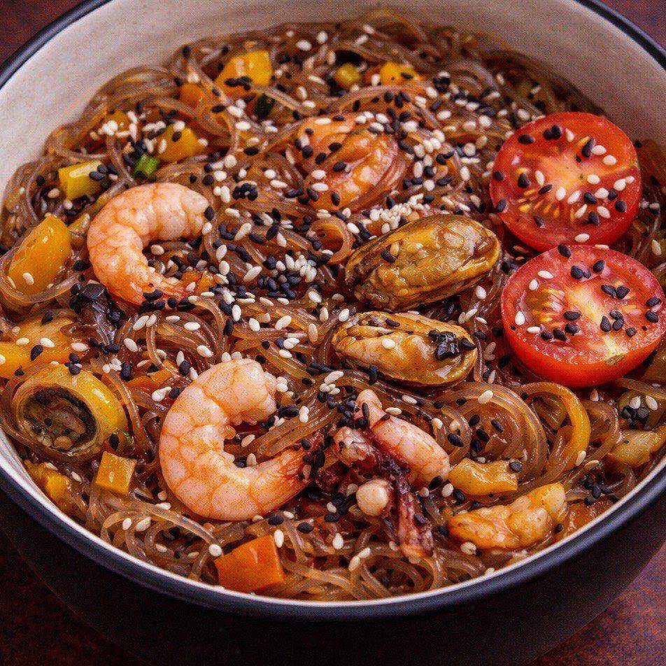 Фунчоза з морепродуктами