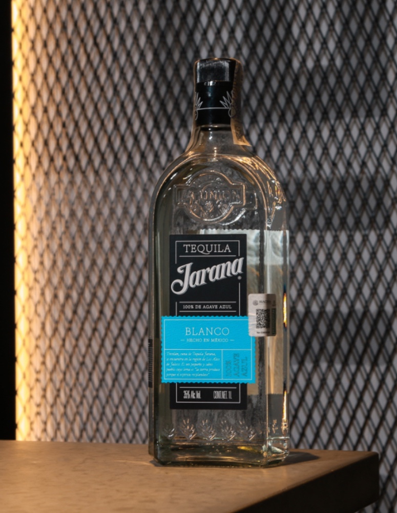 Tequila Jarana Silver