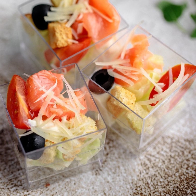 Салат - веррин  Цезар з веганським лососем