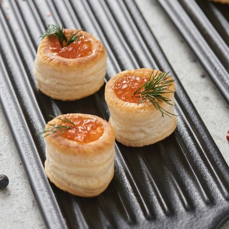 Вол-о-Ван (vol-au-vent) з веганською червоною ікрою