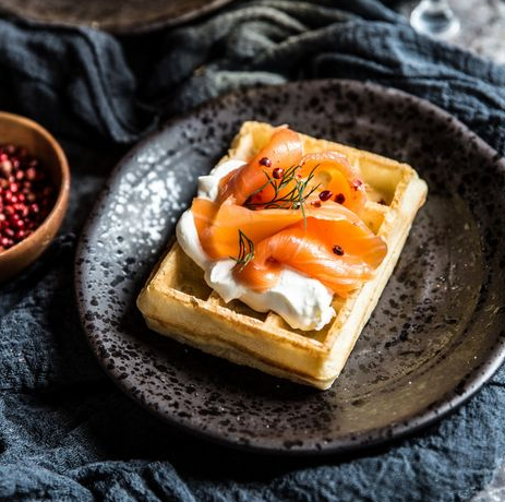 Бельгійська брускетта з веганськи лососем