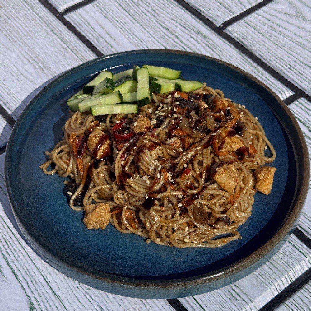 Локшина WOK з куркою